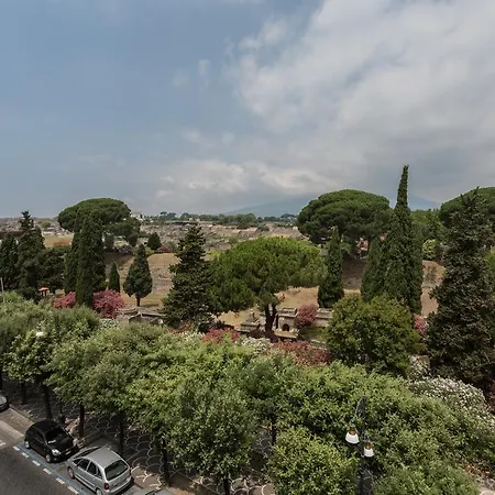 Отель Del Sole 4*